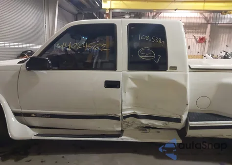 1997 Chevrolet C1500 Fleetside from USA, damaged, VIN 2GCEC19R0V1127766